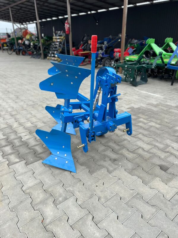 Plug reversibil mecanic 2 trupițe Konig Traktoren