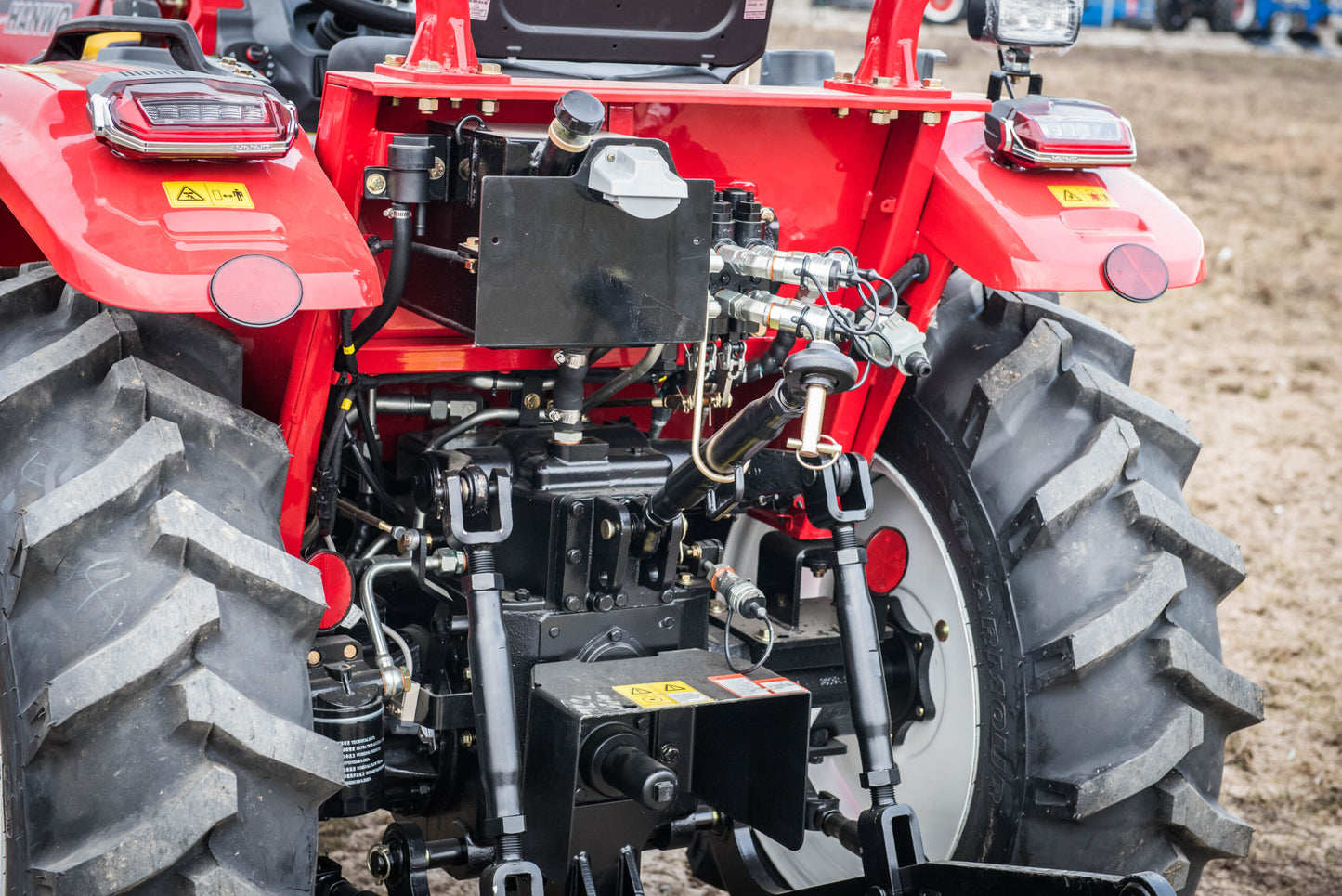Tractor Agricol HANWO 354R – 40 CP, 4×4 Inmatriculabil
