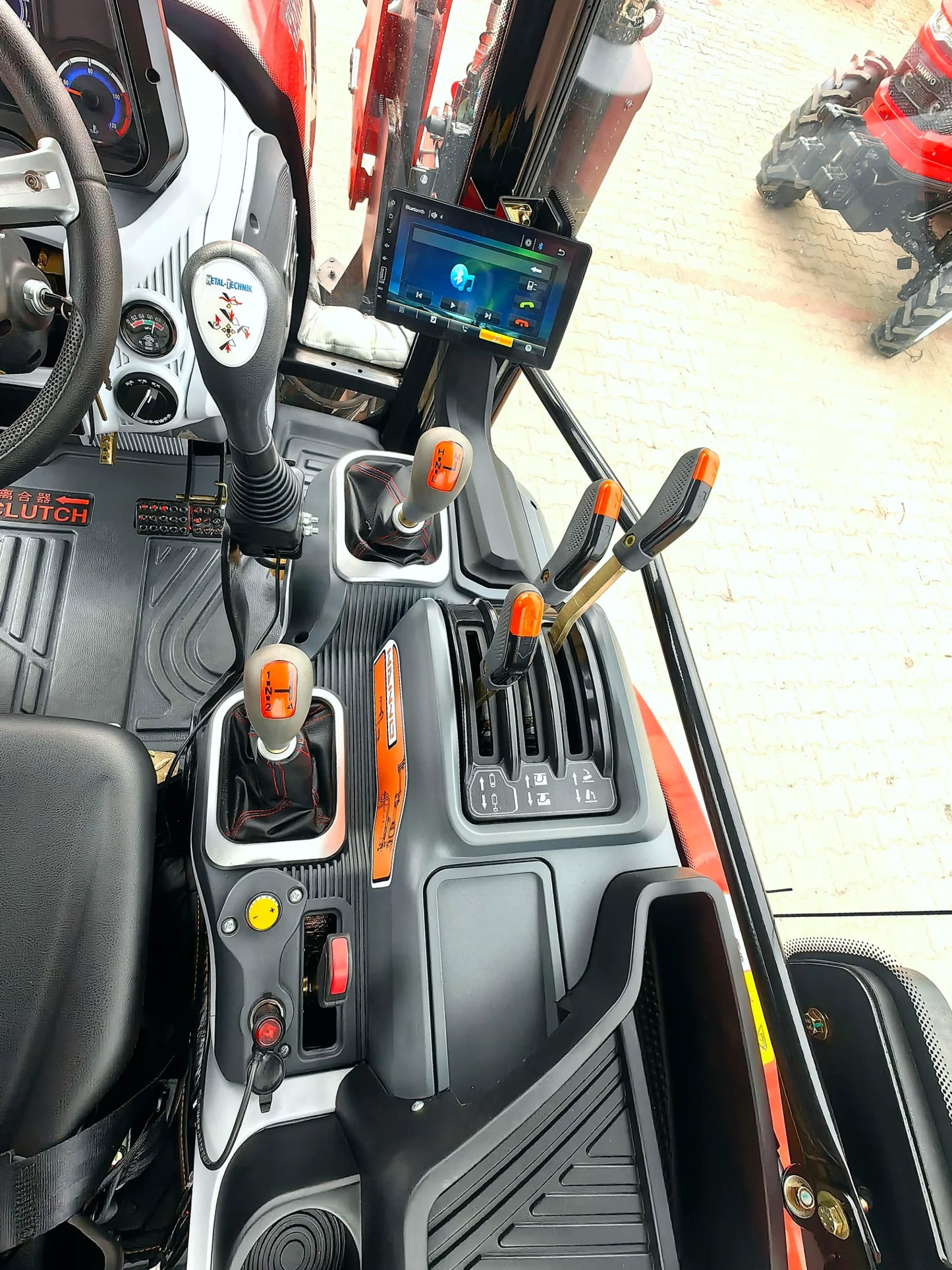 Tractor 65 CAI HANWO 604, 4X4, STAGE 5+CARTE RAR INCLUSA