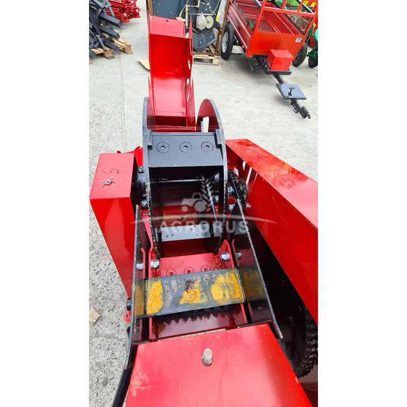 Tocator crengi pentru tractor Demarol, Denis R12