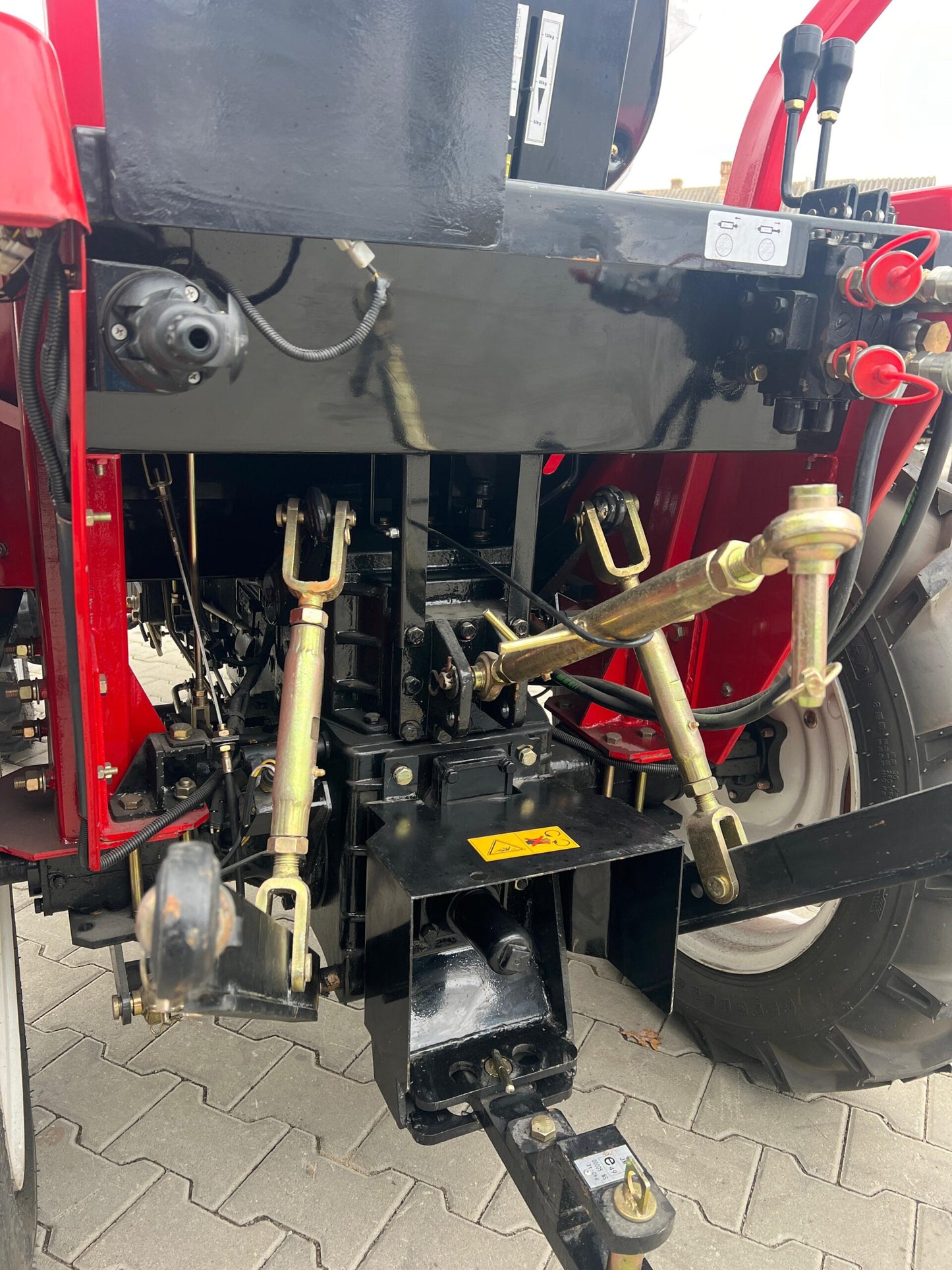 Tractor 25CP 4X4 JINMA inmatriculabil INSOTIT DE CARTE RAR