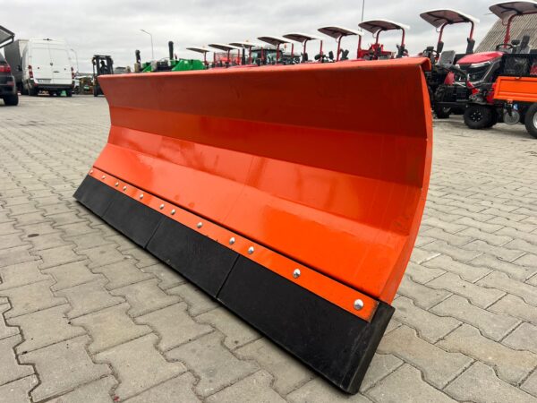 Lama zapada pentru tractor, incarcator frontal, latime 200 cm cu prindere euro