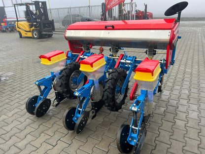 Semănătoare de porumb pe 3 rânduri, model Succes